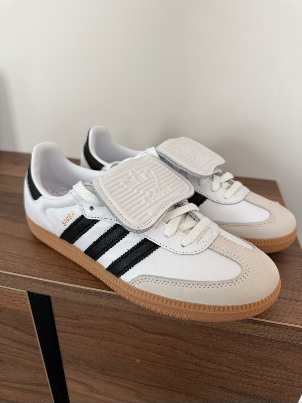 adidas Samba White Black Low-Top Sneakers